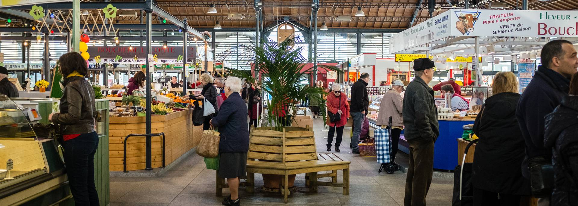Markt Epinal - Überdachter Markt - Lokale Produkte - Lokale Produkte - Produkte der Vogesen