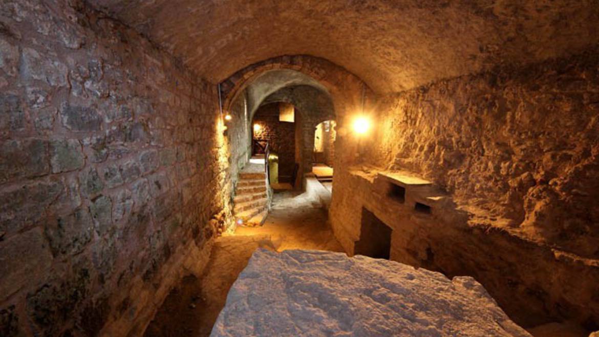 Discover the fortress of the Counts of Vaudémont which resisted the French.