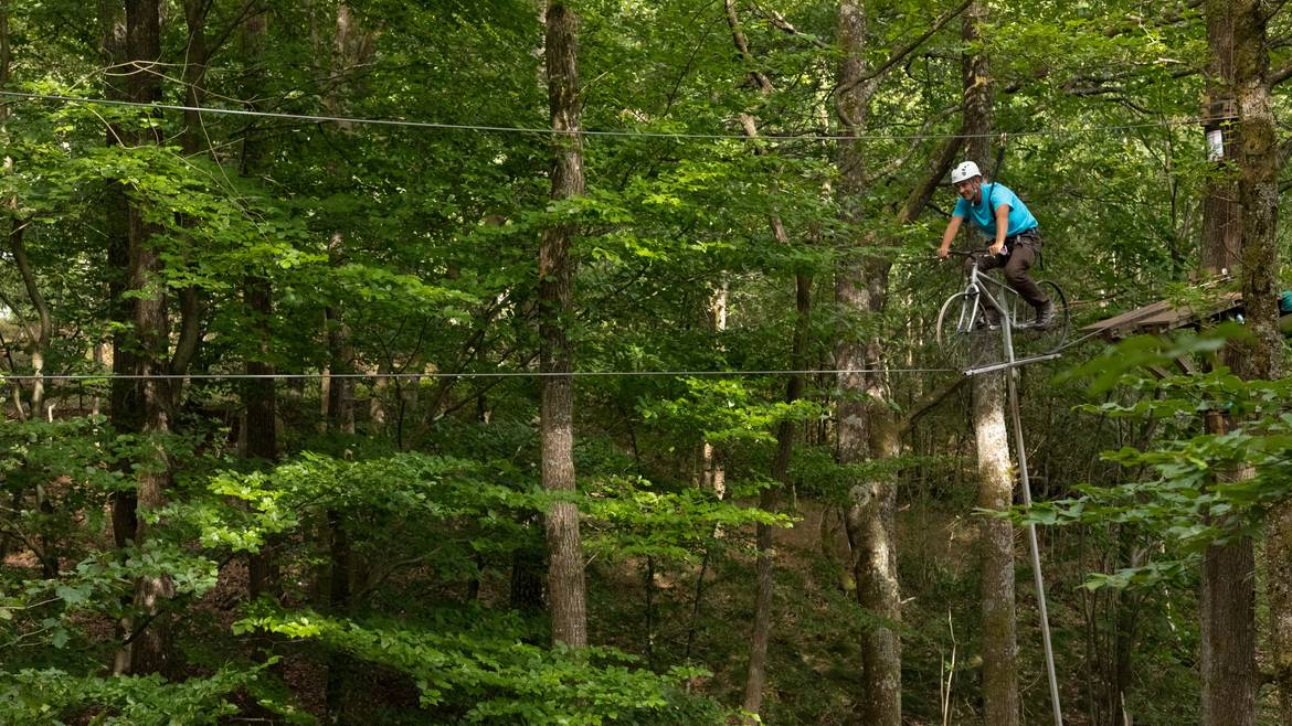 Come and be adventurous at the rope adventure park in an old quarry.